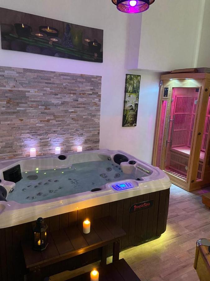 Le Cosily jacuzzi et sauna privatif Cuvilly Extérieur photo